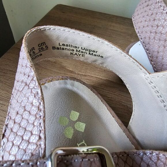 NEW WITHOUT BOX NATURALIZER N5 CONTOUR KAYE LEATHER UPPER BEIGE SANDALS 9.5 - Picture 9 of 13